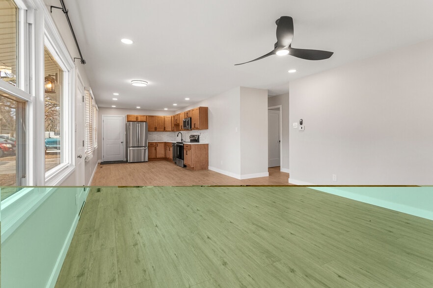 Building Photo - 1710 Crescent Dr