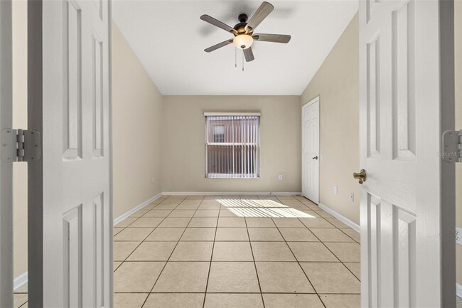 Building Photo - 3145 Stonehurst Cir