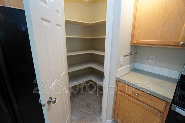 Building Photo - 12303 W Abram Dr