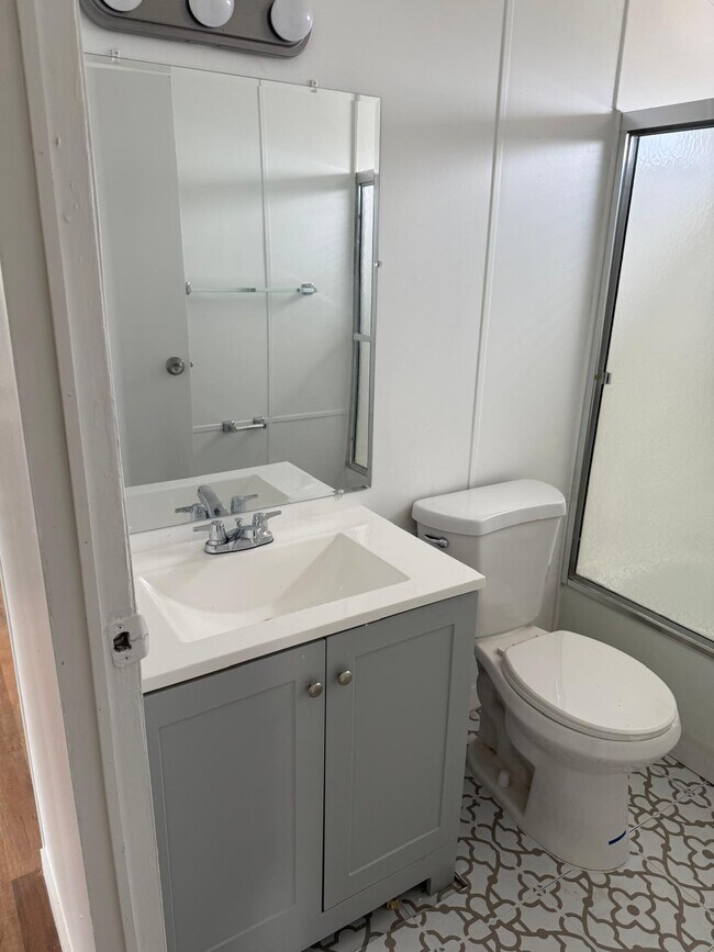 Building Photo - 13687 S Hound Dog Rd