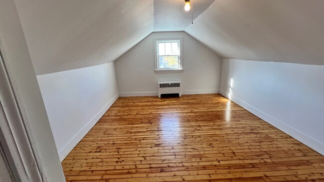 3rd Floor Attic/Guest Room - 200 Harry Howard Ave