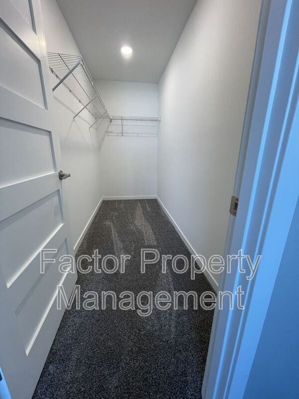 Building Photo - 3130 Scotch Ln