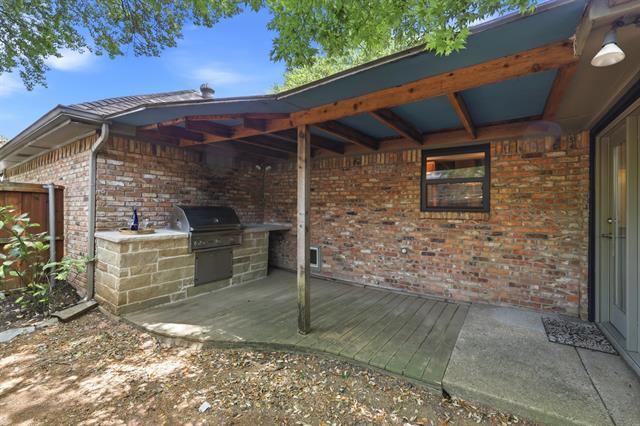 Building Photo - 8710 Sanshire Ave