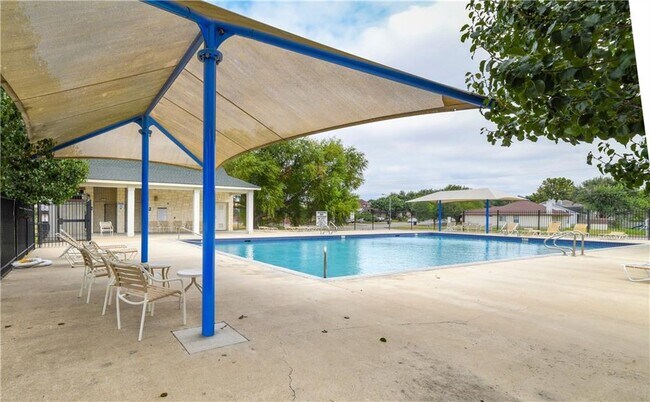 Building Photo - 104 Finley St