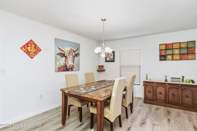 Building Photo - 4300 Millicent Cir