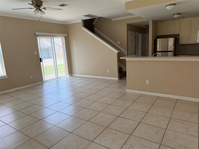 Building Photo - 1625 Townhome Ln