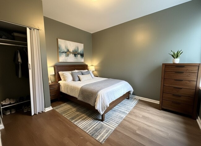 Building Photo - 5128 Ogden St