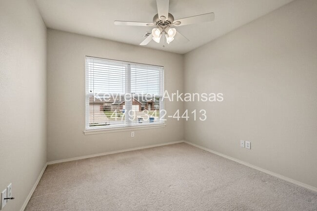 Building Photo - Great 3 Beds + 2 Baths Home with Solar Panels! Large Covered Patio!