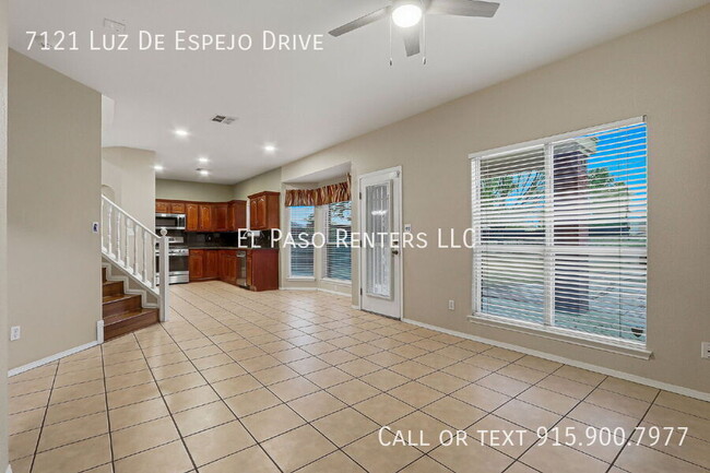 Building Photo - 7121 Luz De Espejo Dr