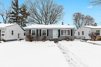 Building Photo - 4521 Thorncroft Ave