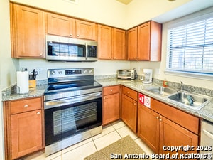 Building Photo - 6160 Eckhert Rd