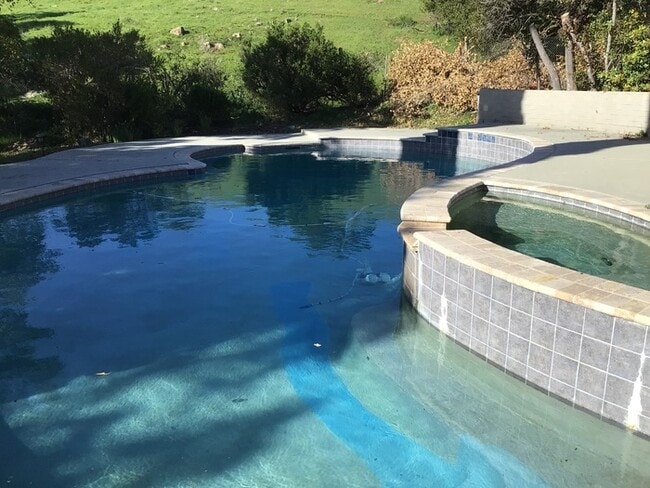 Building Photo - LUXURIOUS PRIVATE STUDIO WITH BREATH TAKING VIEWS