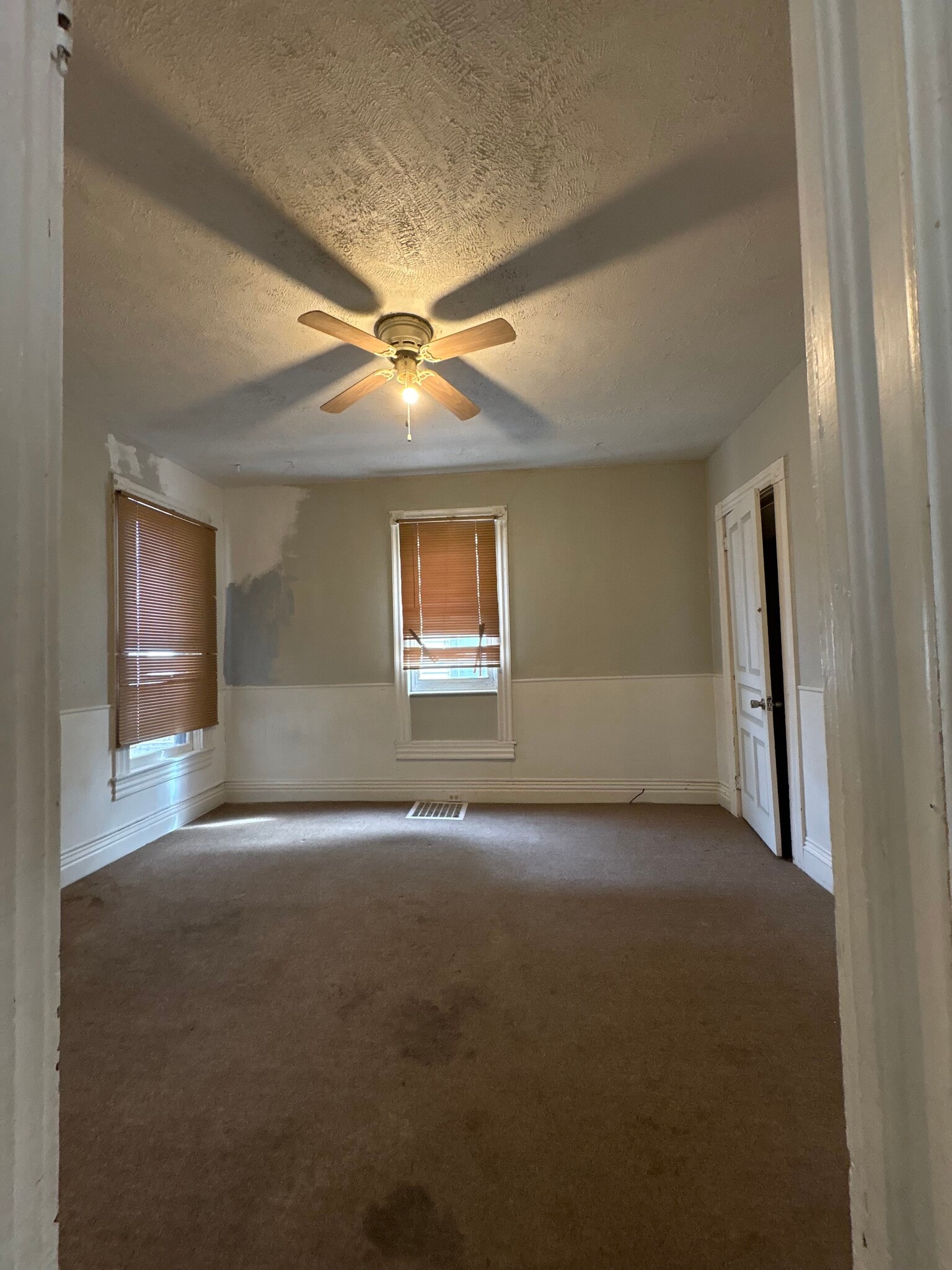 Building Photo - 360 Euclid Ave