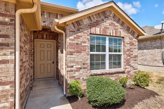 Primary Photo - 5816 Roderick Dr