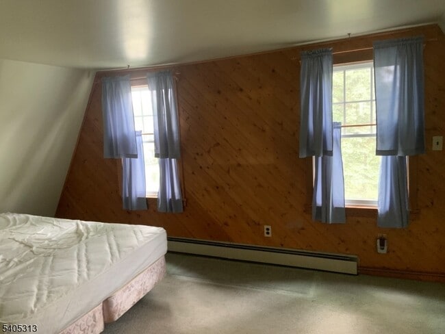 Building Photo - 169 Misty Ln