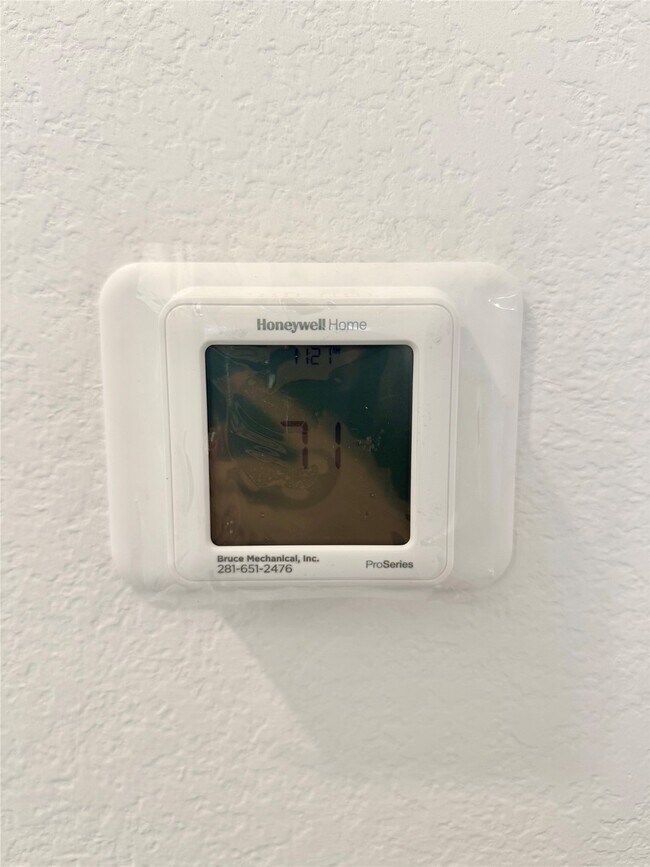 Building Photo - 5835 Majestic Sky Dr