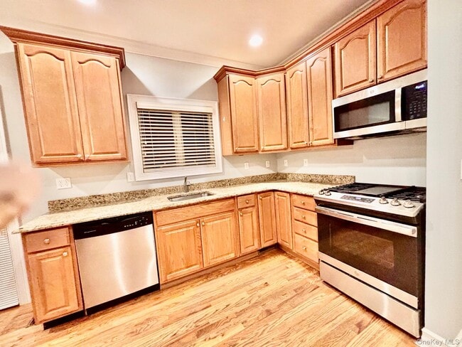 Building Photo - 1 W Owen St