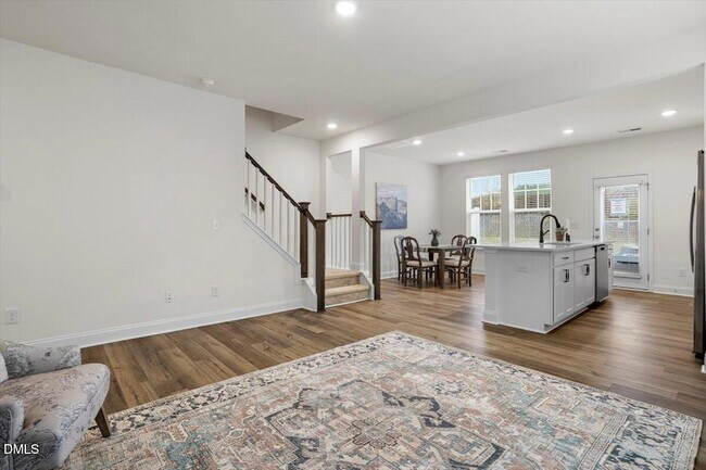 Building Photo - 74 Amaryllis Ln