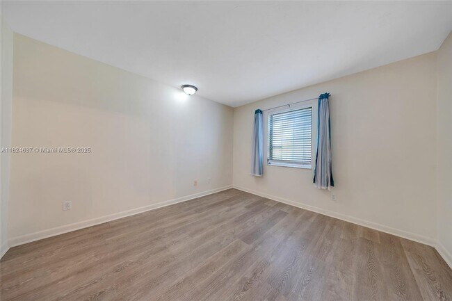 Building Photo - 8701 SW 141st St