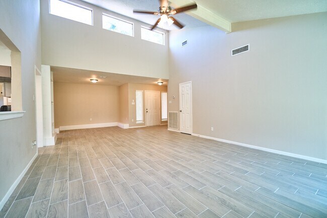Building Photo - 7214 Westbranch Dr