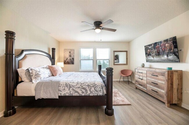 Building Photo - 5533 Misty Oak Cir