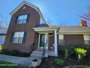 Building Photo - 10828 Glenway Pl