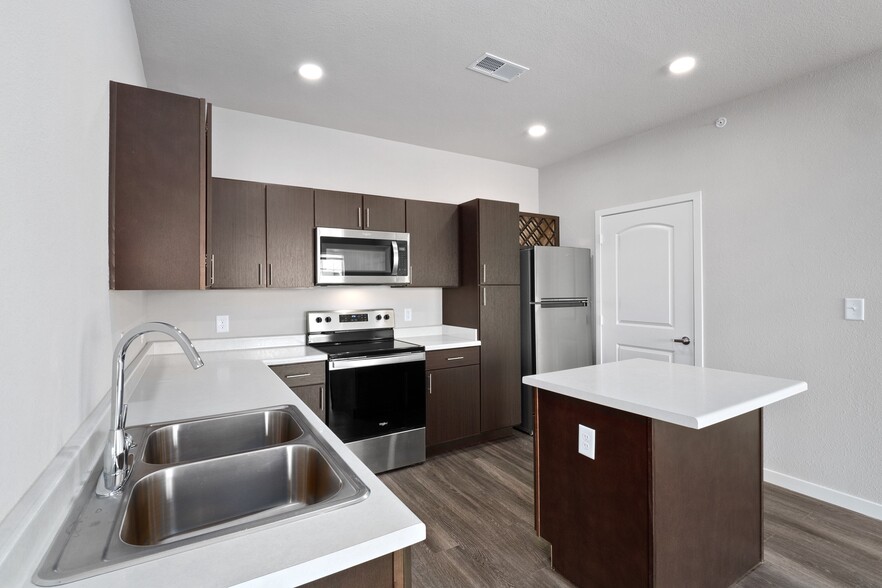 Interior Photo - Aventura at Wentzville