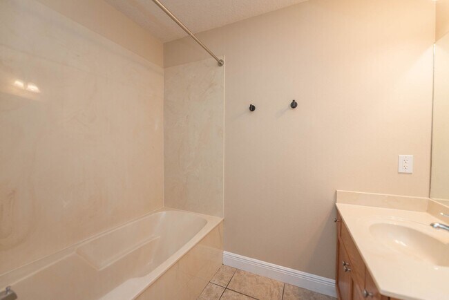 Building Photo - Brackenwood subdivision