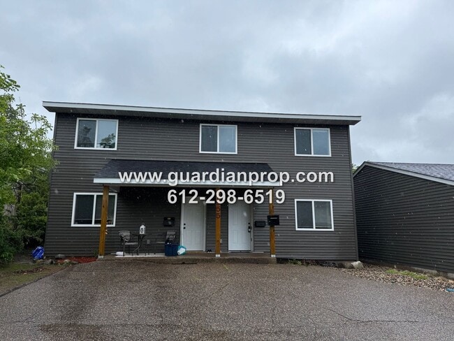 Building Photo - 2024 Built Townhouse Available Now, Open F...