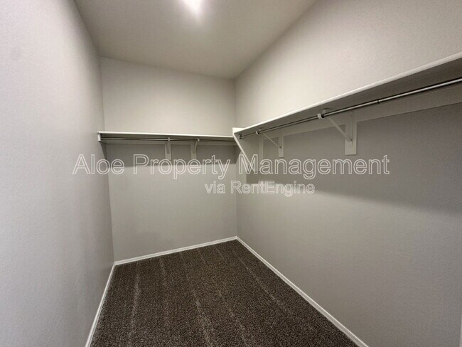 Building Photo - 3066 N Lainey Ln