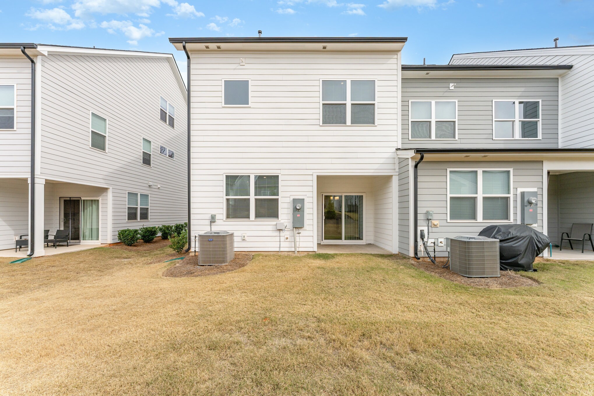 Building Photo - 9529 Munsing Dr