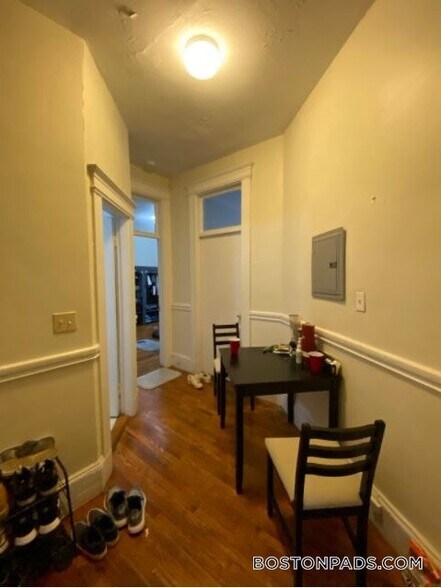 Building Photo - 1334 Commonwealth Ave