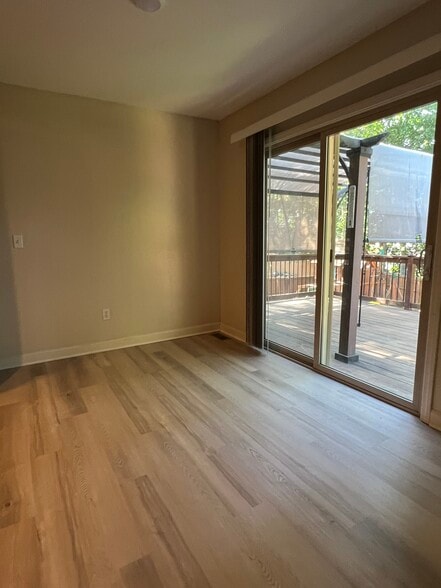 Dining room - 4701 Rainbow Trout Dr