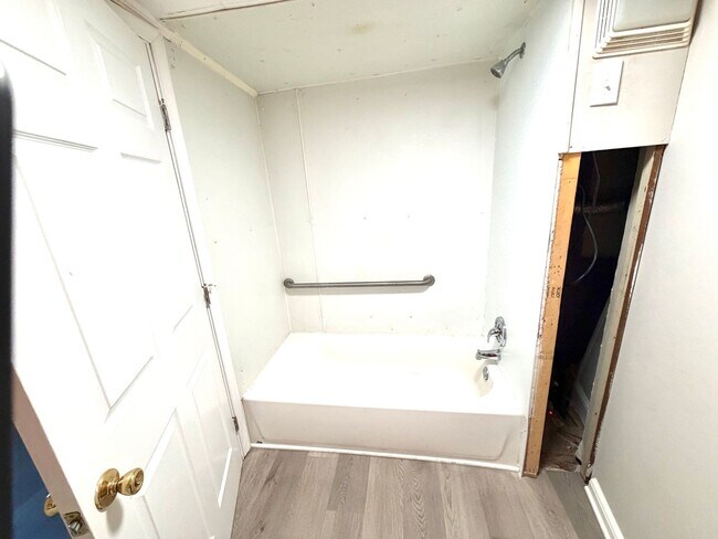 Building Photo - 4007 Germantown Pike