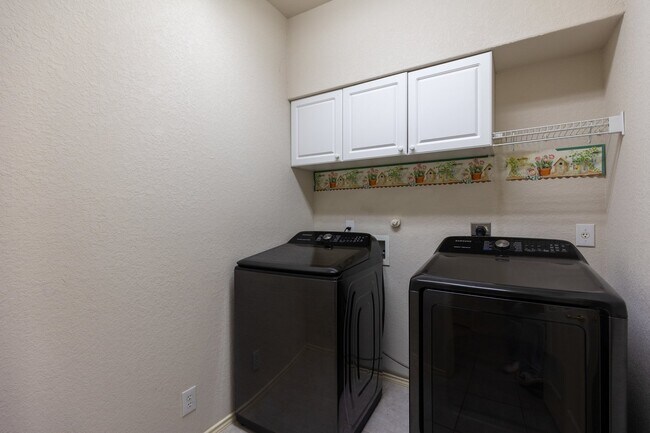 Building Photo - 8818 Firebaugh Dr