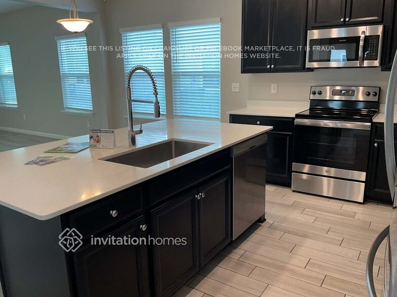 Building Photo - 11293 Oyster Creek Rd