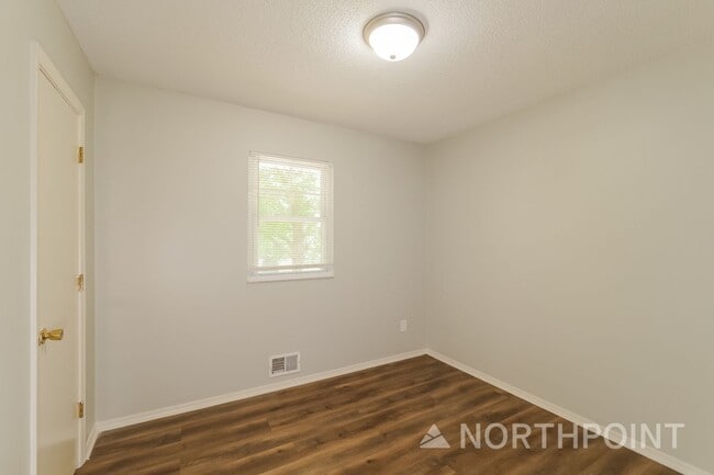 Building Photo - 3 BR/1BA | Newly Renovated Single Family Home | 1-Car Covered Parking | Gated backyard