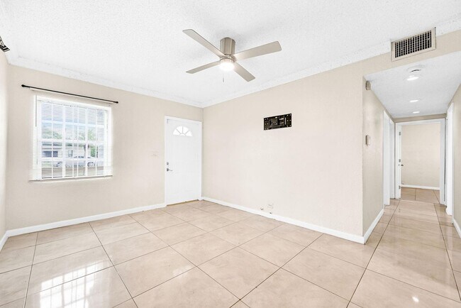 Building Photo - 15710 NW 19th Ave