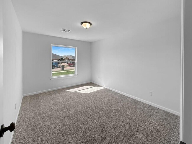 Building Photo - 18220 Austin Ct