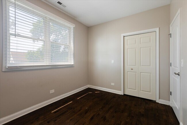 Building Photo - 4541 S Evans Ave