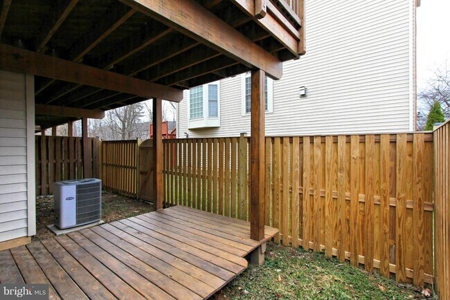 Building Photo - 6430 Katherine Ann Ln