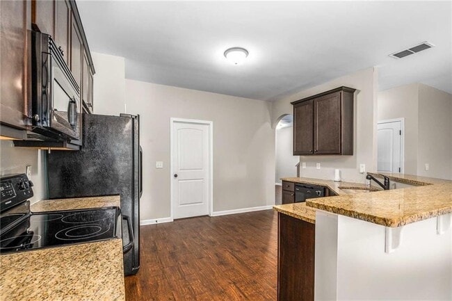 Building Photo - 317 Clover Brook Dr