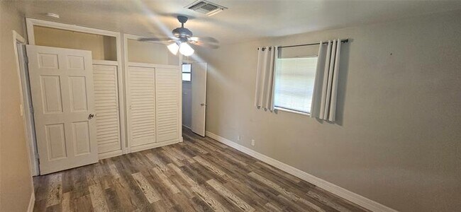 Building Photo - 6257 Margate Blvd