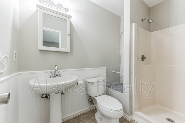 Building Photo - 1207Forest Wood Dr