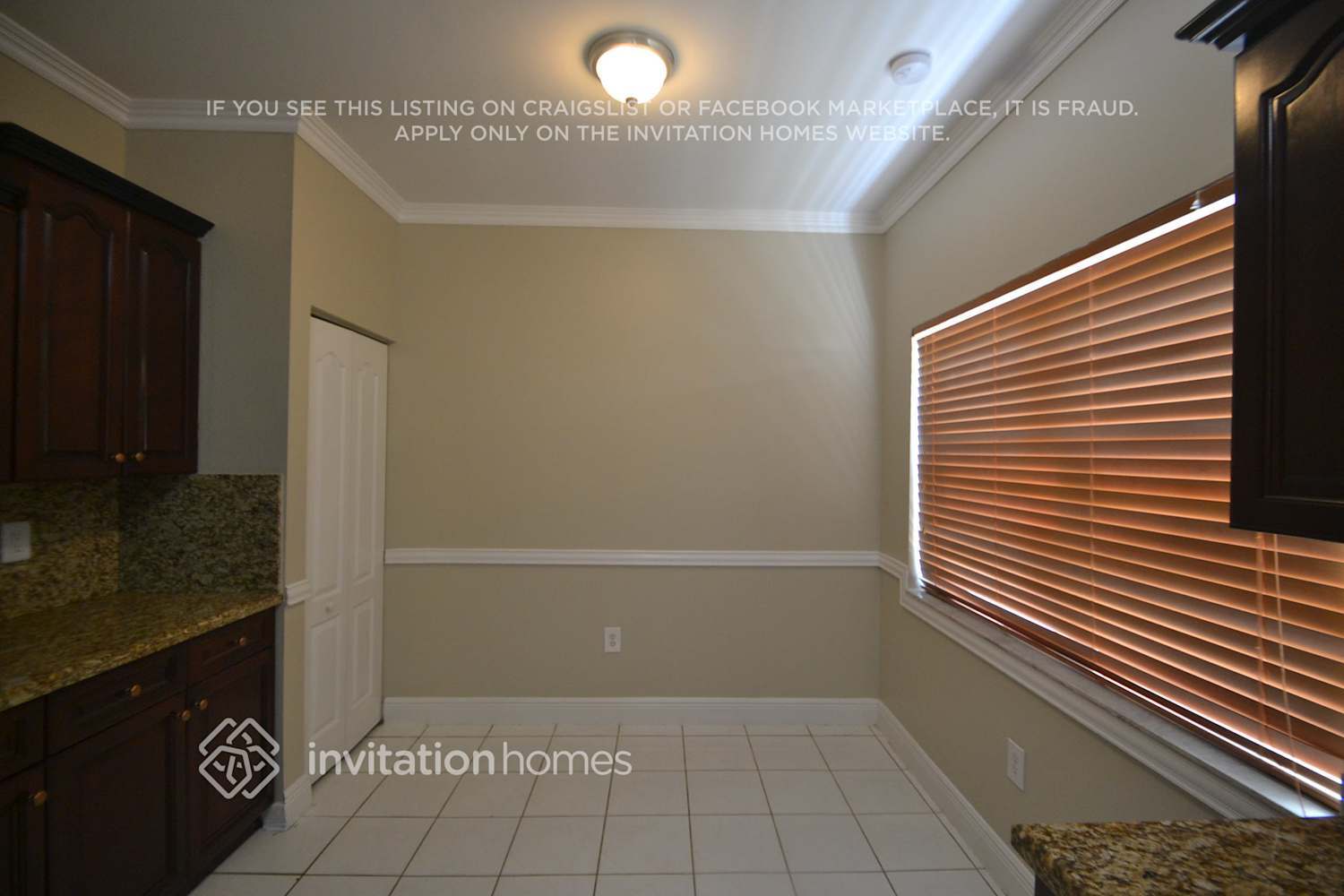 Building Photo - 15270 SW 46th Ct