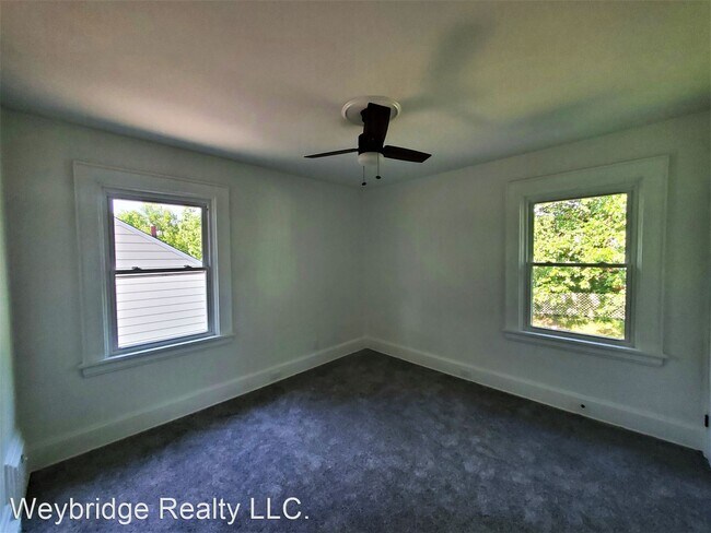 Building Photo - 3 br, 1 bath House - 3466 Wabash Ave