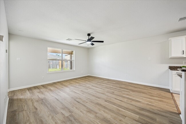 Building Photo - 9410 Silver Beryl Ln