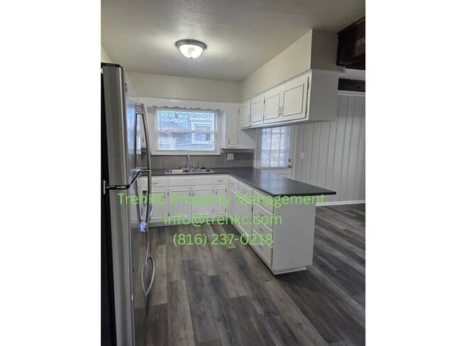 Building Photo - 1860 E 76th Terrace