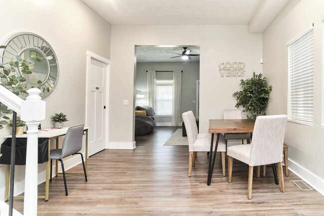 Building Photo - Fully Furnished 2BD Duplex in the Heart of...