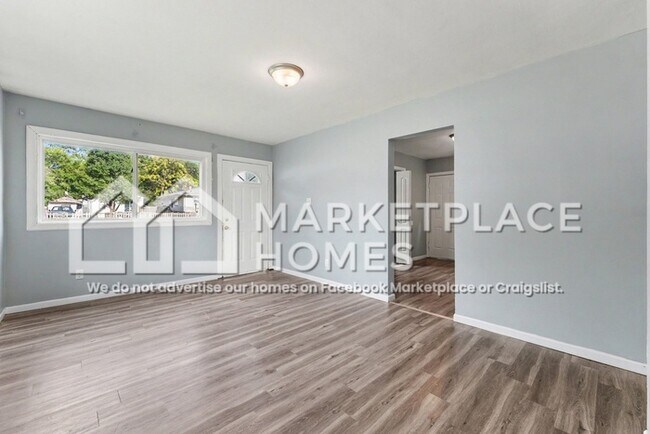 Building Photo - 7432 Beech Ave